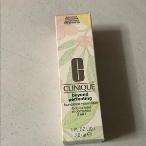Clinique Beyond Perfecting Foundation + Concealer - CN 90 Sand New in the box
